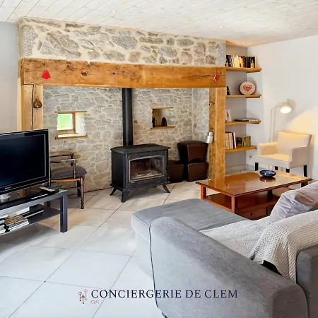 Vakantiehuis Le Angele, 12pers, Piscine, Calme, 4ch, 9lits *