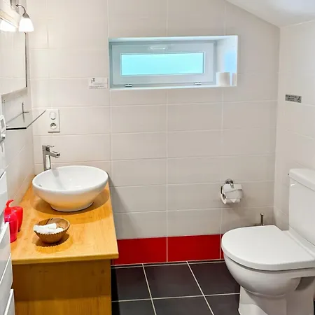 Vakantiehuis Le Angele, 12pers, Piscine, Calme, 4ch, 9lits Sénezergues