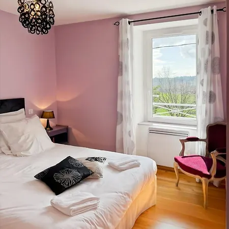 Vakantiehuis Le Angele, 12pers, Piscine, Calme, 4ch, 9lits