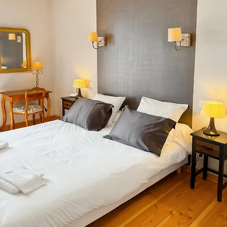 Vakantiehuis Le Angele, 12pers, Piscine, Calme, 4ch, 9lits *